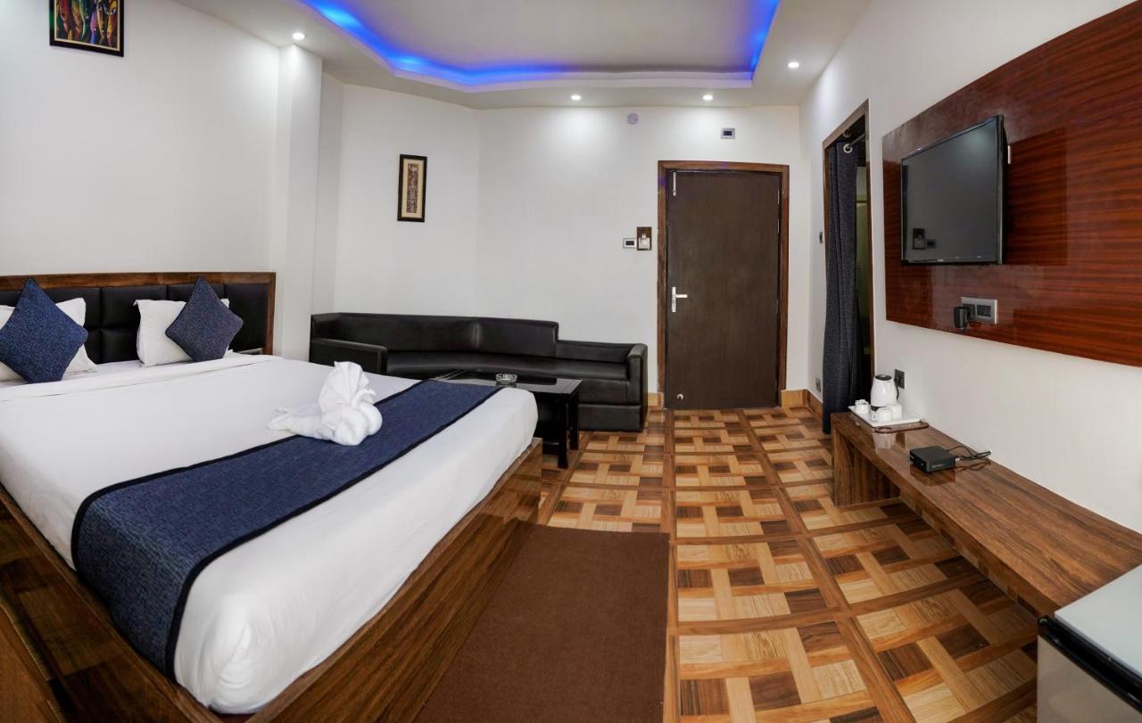 Hotel Heritage Koch Bihar Ngoại thất bức ảnh