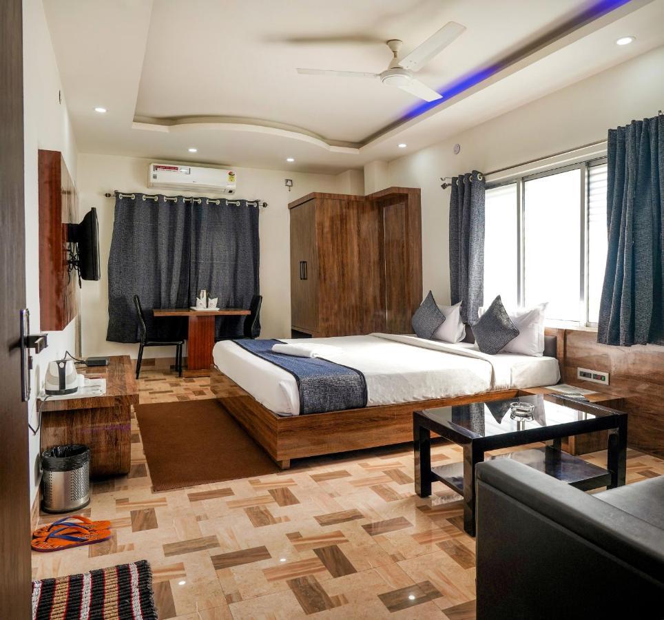 Hotel Heritage Koch Bihar Ngoại thất bức ảnh