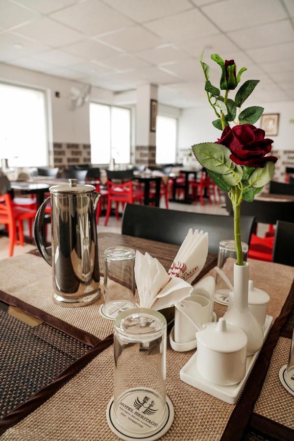 Hotel Heritage Koch Bihar Ngoại thất bức ảnh
