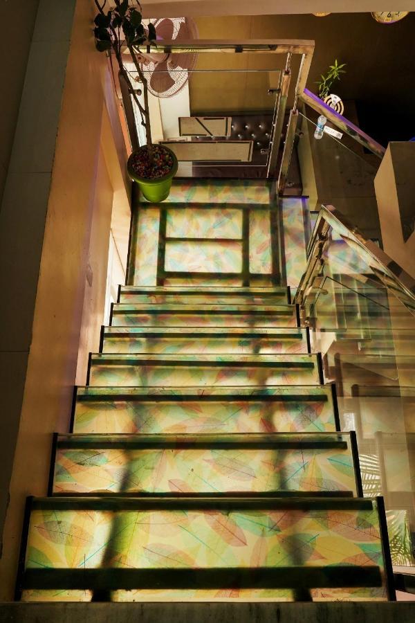 Hotel Heritage Koch Bihar Ngoại thất bức ảnh