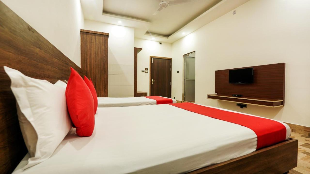 Hotel Heritage Koch Bihar Ngoại thất bức ảnh